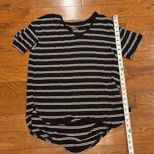 Time and Tru Black White Stripe V Neck Short Sleeve T Shirt Women's Size Small